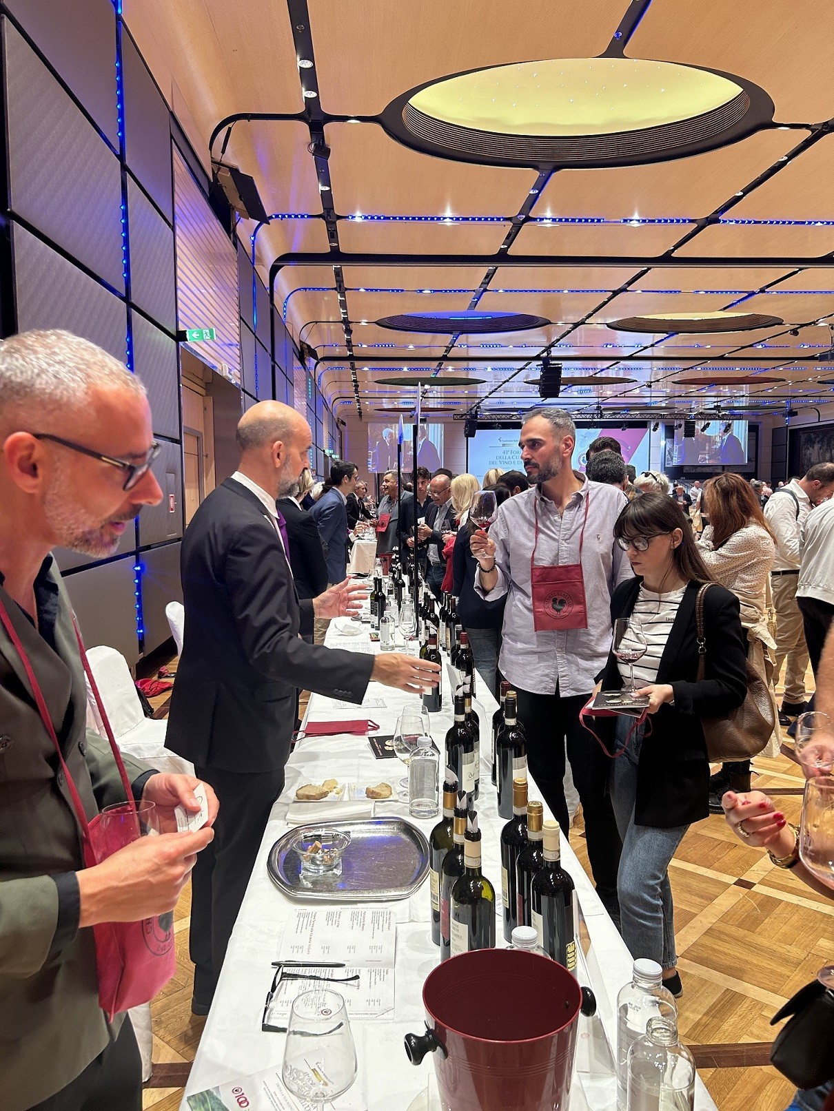 La Sala di degustazione del 43° Forum della Cultura del Vino, dell’Olio e dei Prodotti della Terra