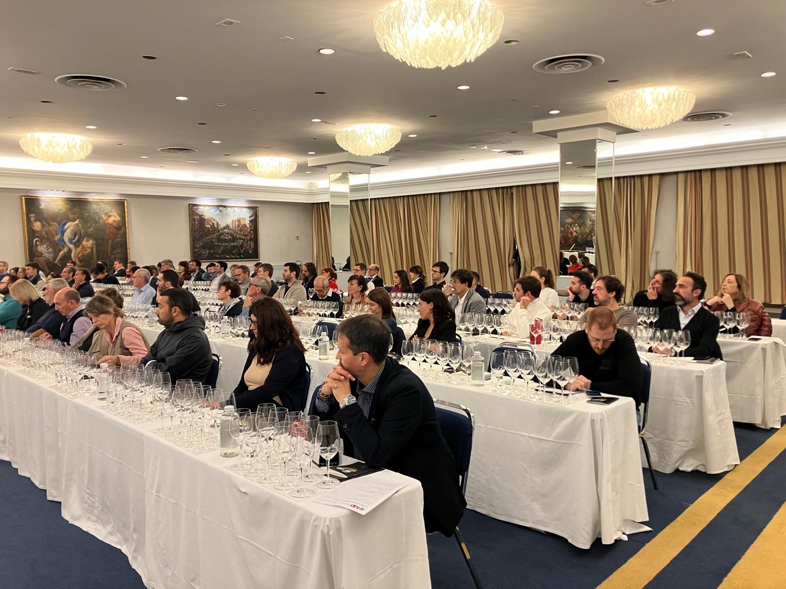 Panoramica della sala durante la degustazione Chianti Classico Gran Selezione