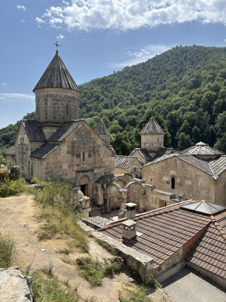 Haghartsin Monastery, nel Parco Nazionale di Dilijan Haghartsin Monastery, nel Parco Nazionale di Dilijan