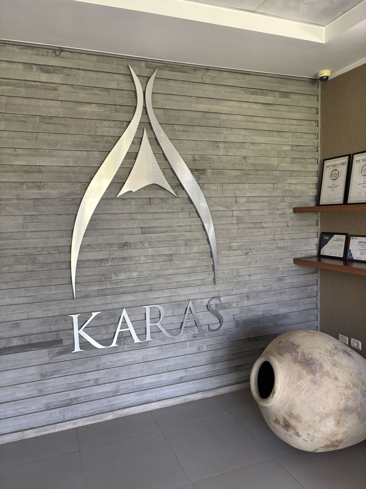 Karas Karas