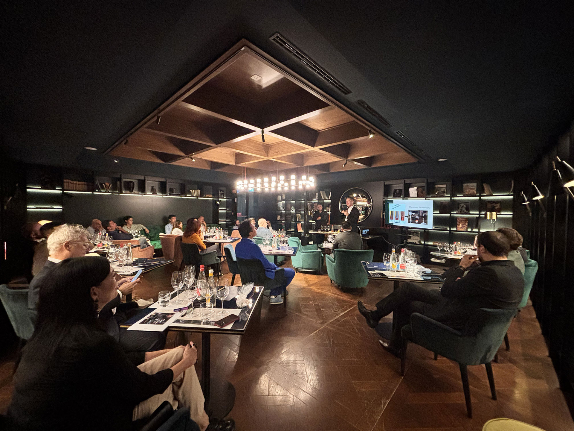 Fondazione Italiana Sommelier EUR